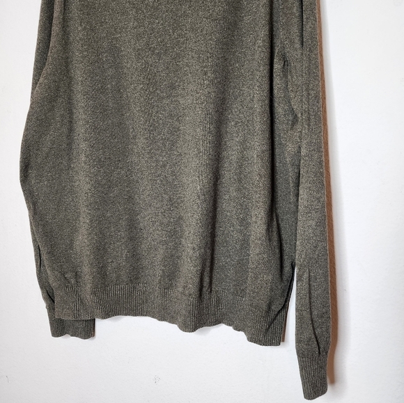 Eddie Bauer wool-blend green sweater. - Picture 12 of 16